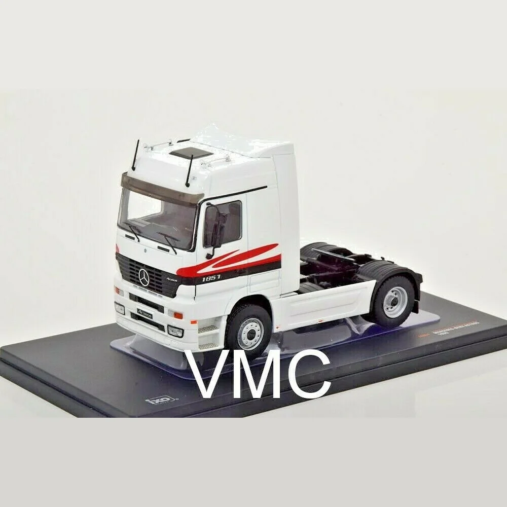 Mercedes Actros MP1 1/43 IXO CAMION TRACTEUR