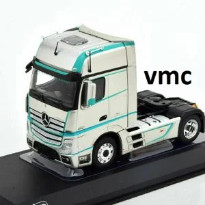 MERCEDES BENZ ACTROS MP4 annee 2011 camion tracteur seul ARGENT IXO 1/43 Réf TR091