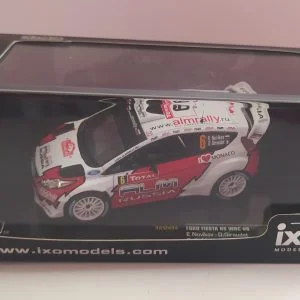 FORD FIESTA RS WRC pilote E.NOVIKOV-D.GIRAUDET RALLYe MONTE CARLO 2012 1/43 IXO