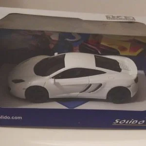 LAMBORGHINI COUNTACH LP500S 1/43 SOLIDO