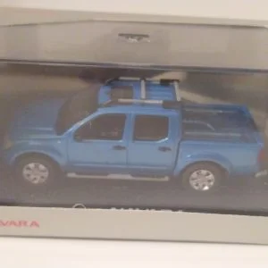 NISSAN NAVARA 1/43 NOREV