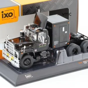 Mack serie r année 1966 noir 1:43 Ixo tr100 camion tracteur